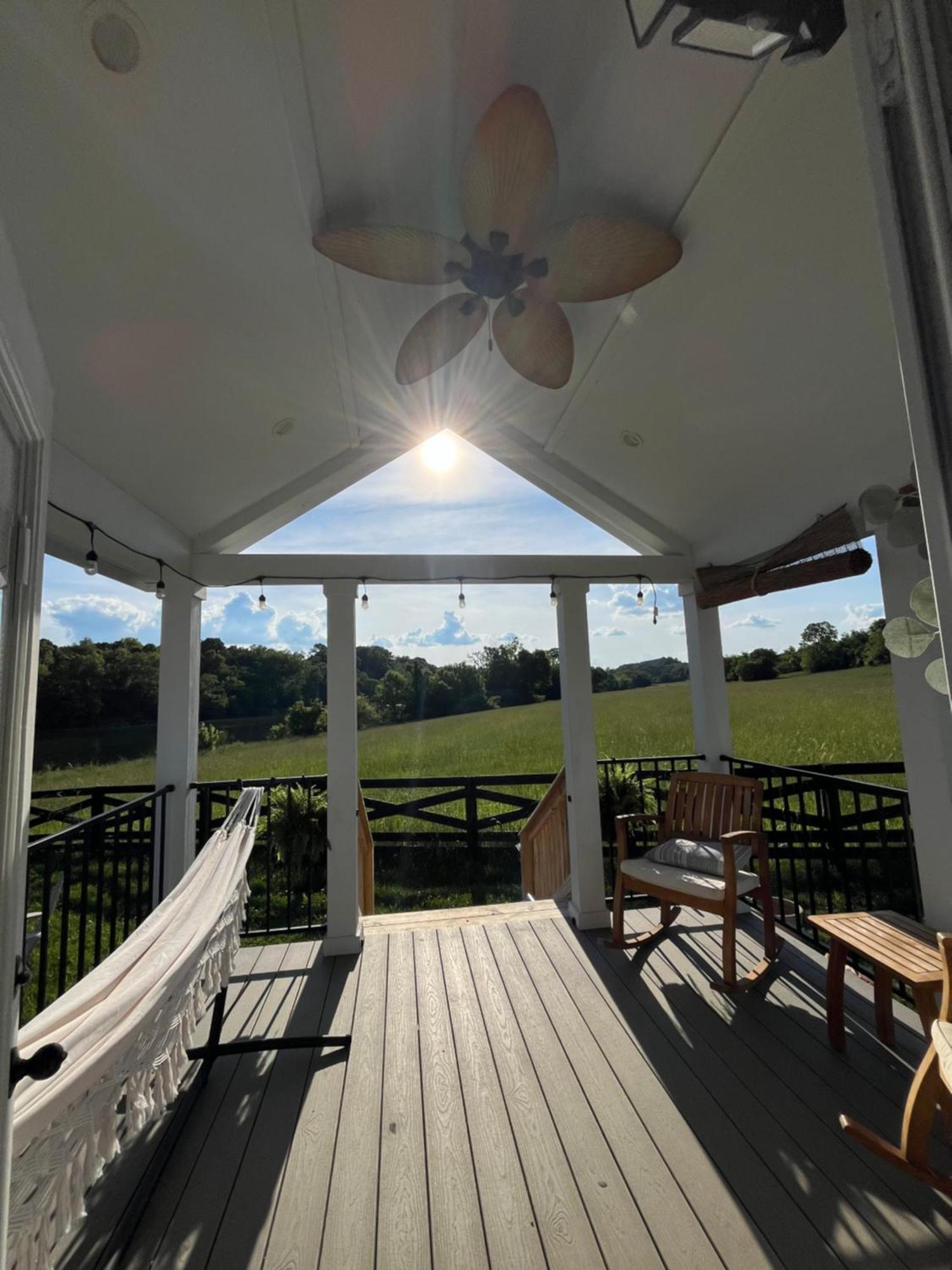 Luxury Riverfront Tiny House- Amazing Views- #111 Strawberry Plains Экстерьер фото